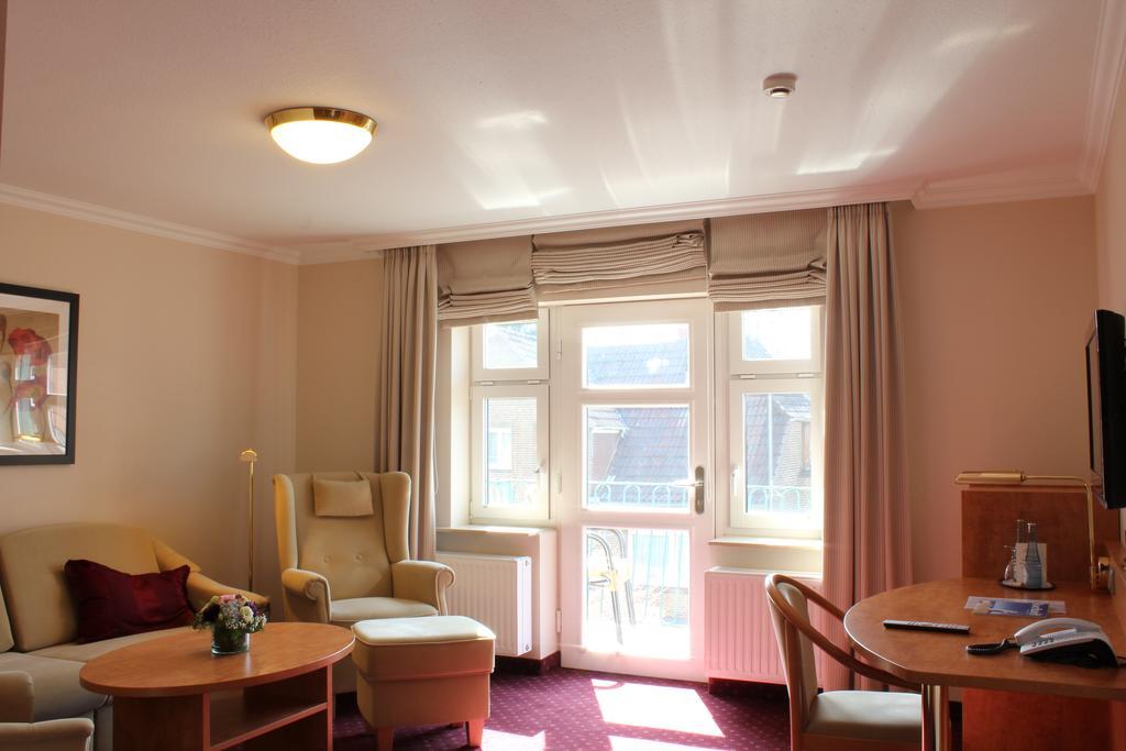 Hotel Kirchspiels Gasthaus Nortorf Екстер'єр фото