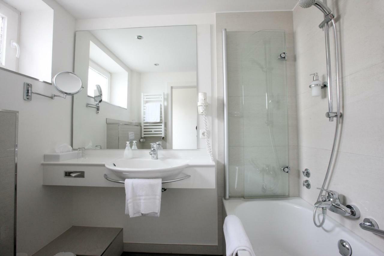 Hotel Kirchspiels Gasthaus Nortorf Екстер'єр фото