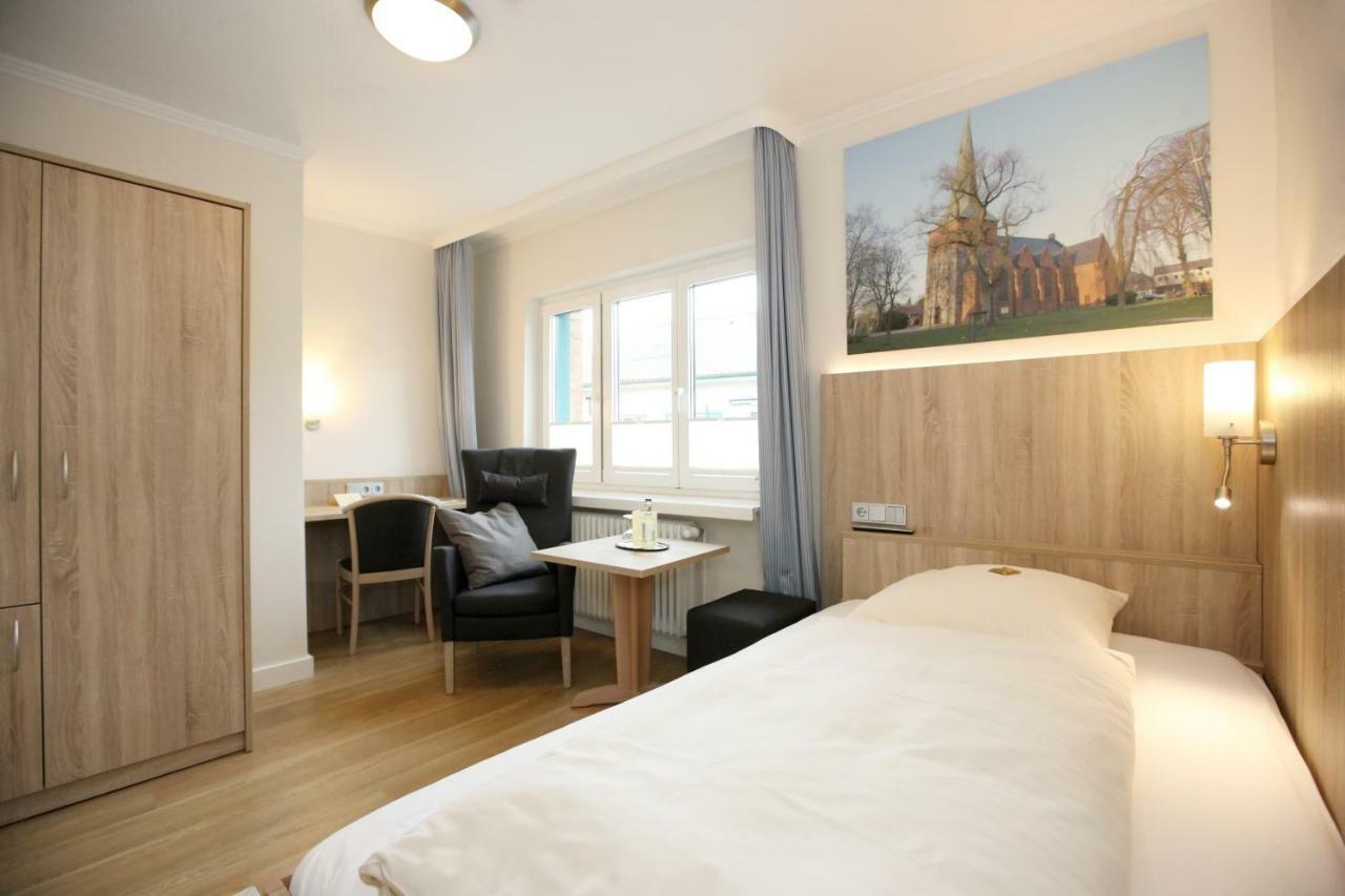 Hotel Kirchspiels Gasthaus Nortorf Екстер'єр фото